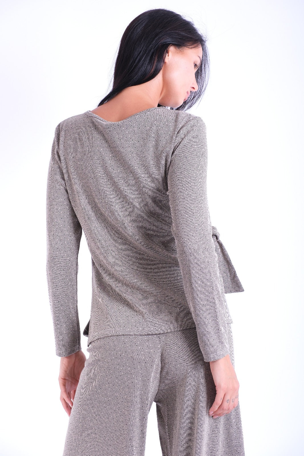 MAGLIA NODO LATERALE FANTASIA