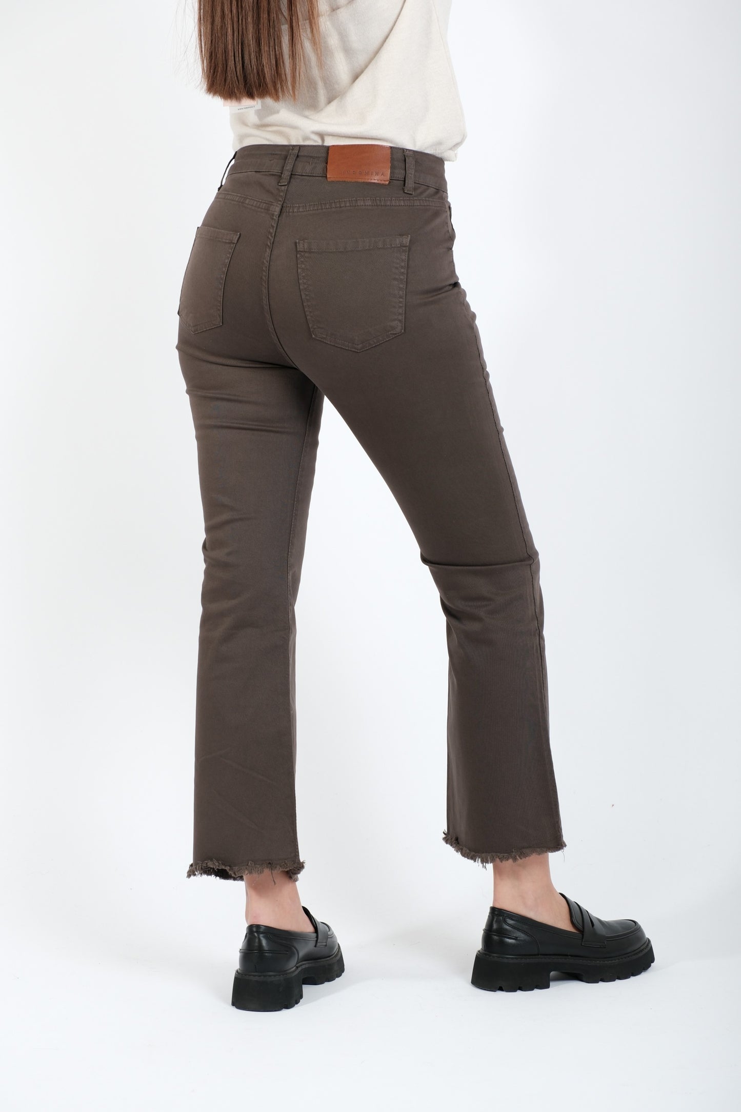 PANTALONE TROMBETTA SFRANGIATO