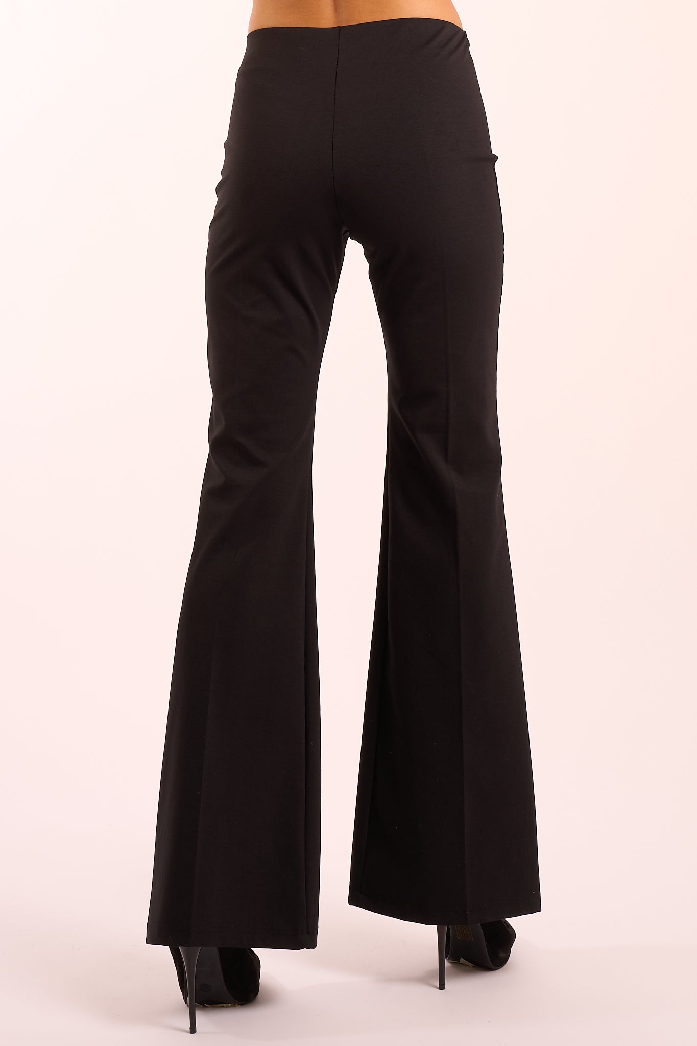 Pantalone zampa