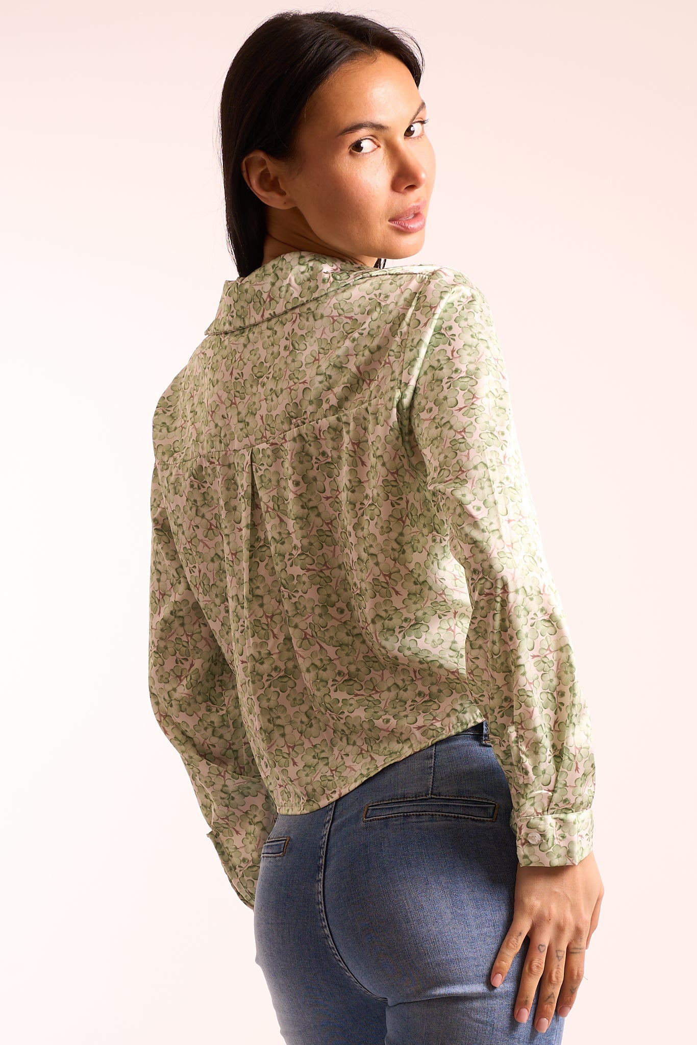 Camicia corta in fantasia