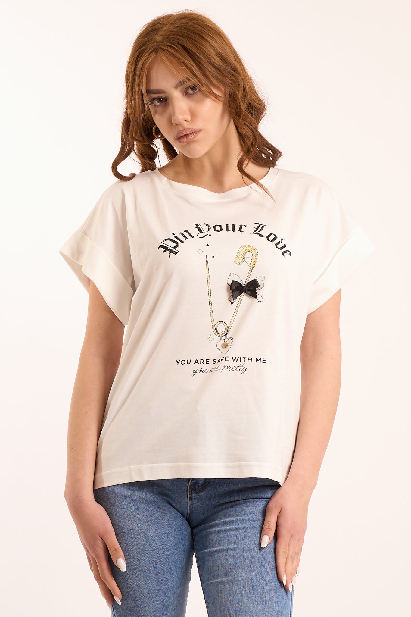 T-shirt pin your love