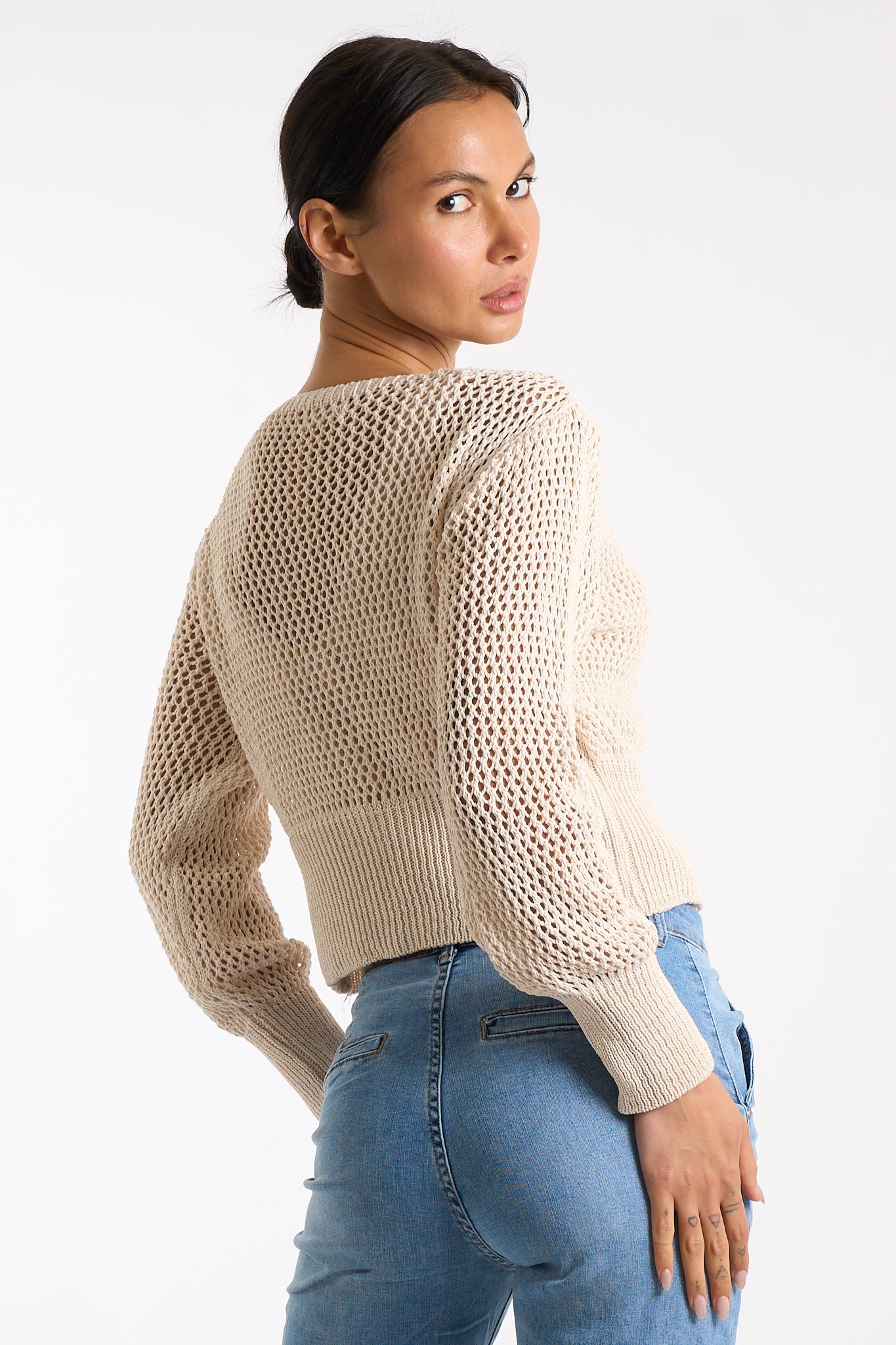 Cardigan traforato bottone