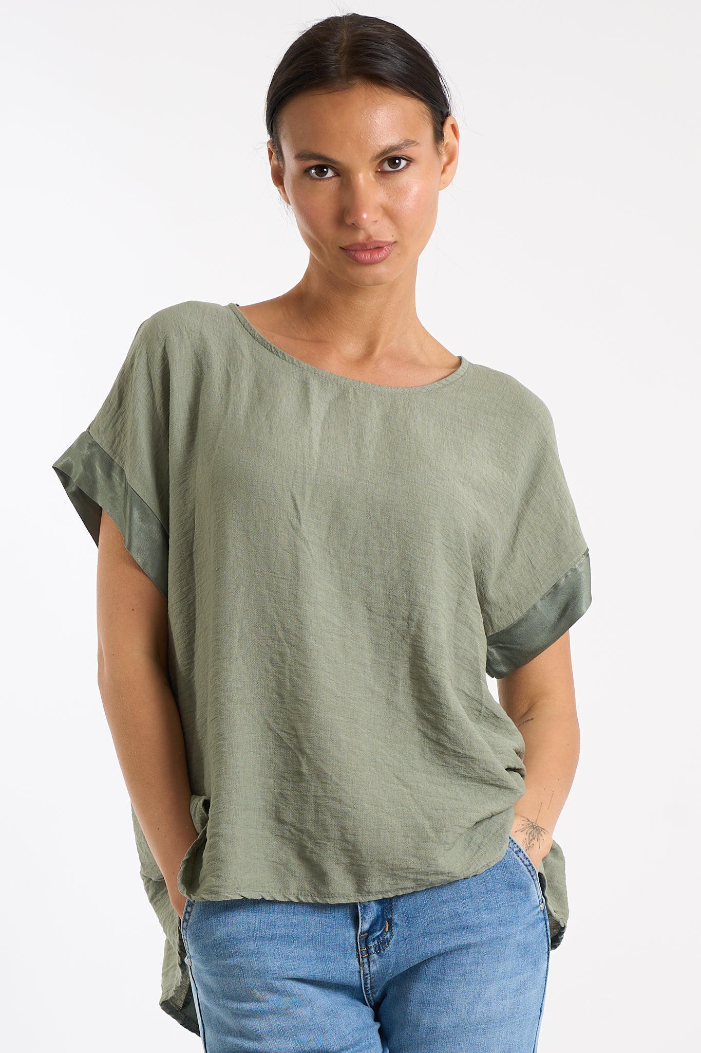 Maglia bottoni retro
