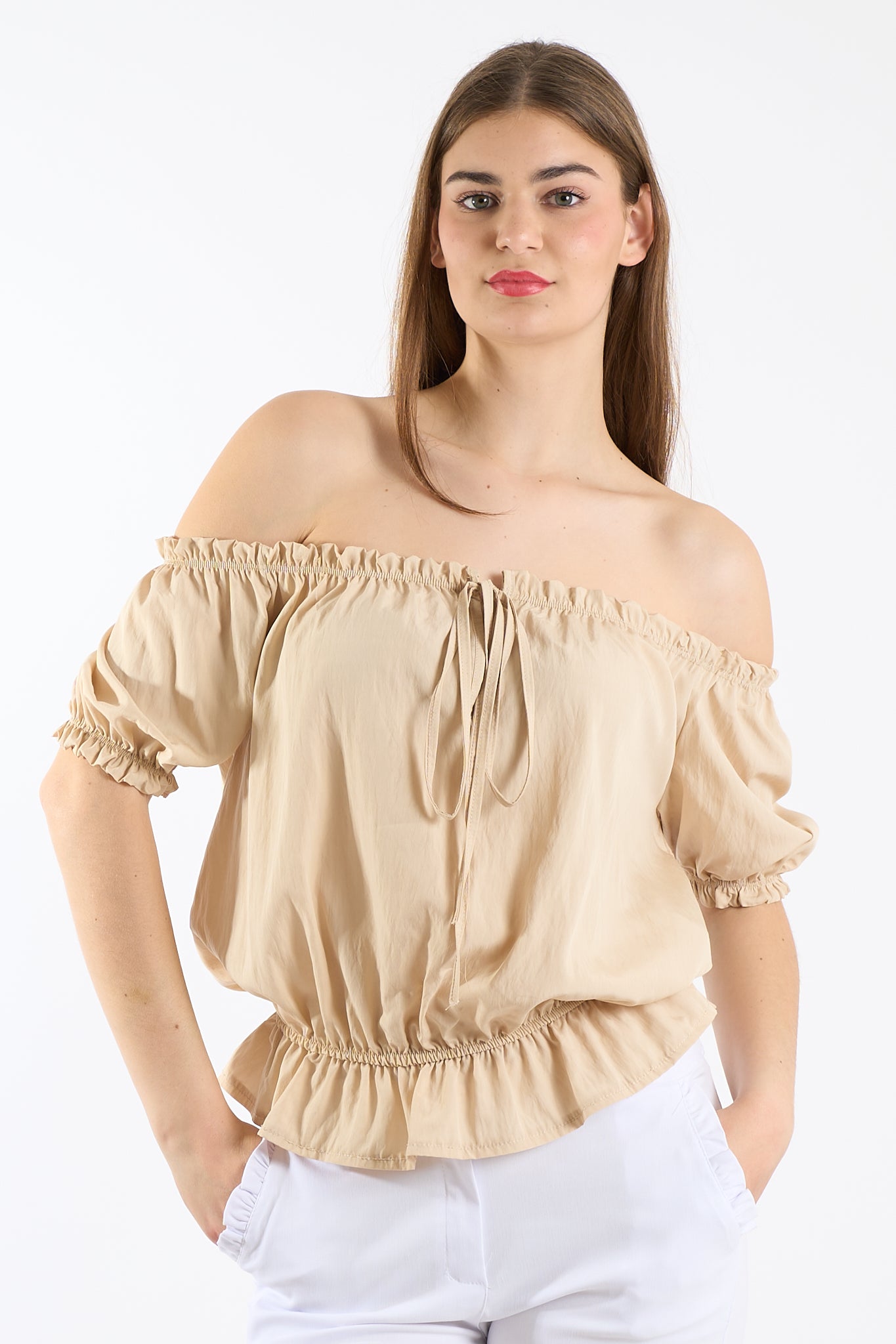 Blusa arricciata con laccio