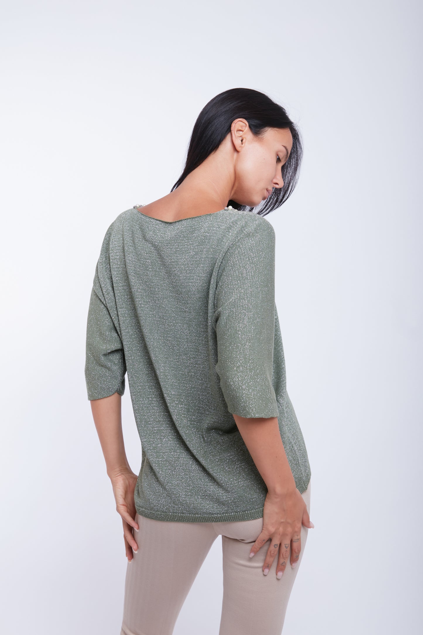 MAGLIA SCOLLO V LUREX PERLINE