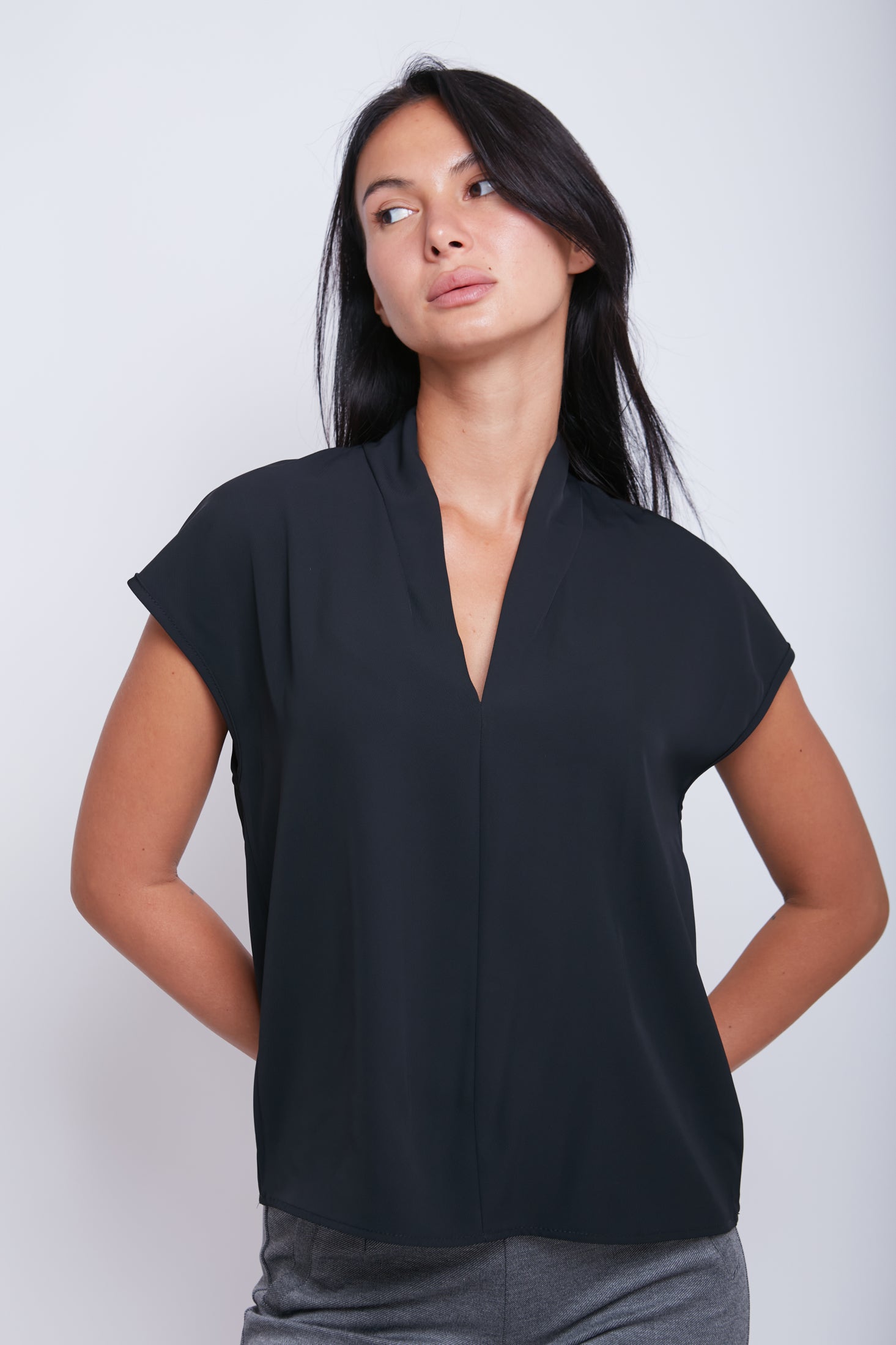 MAGLIA SMANICATA
