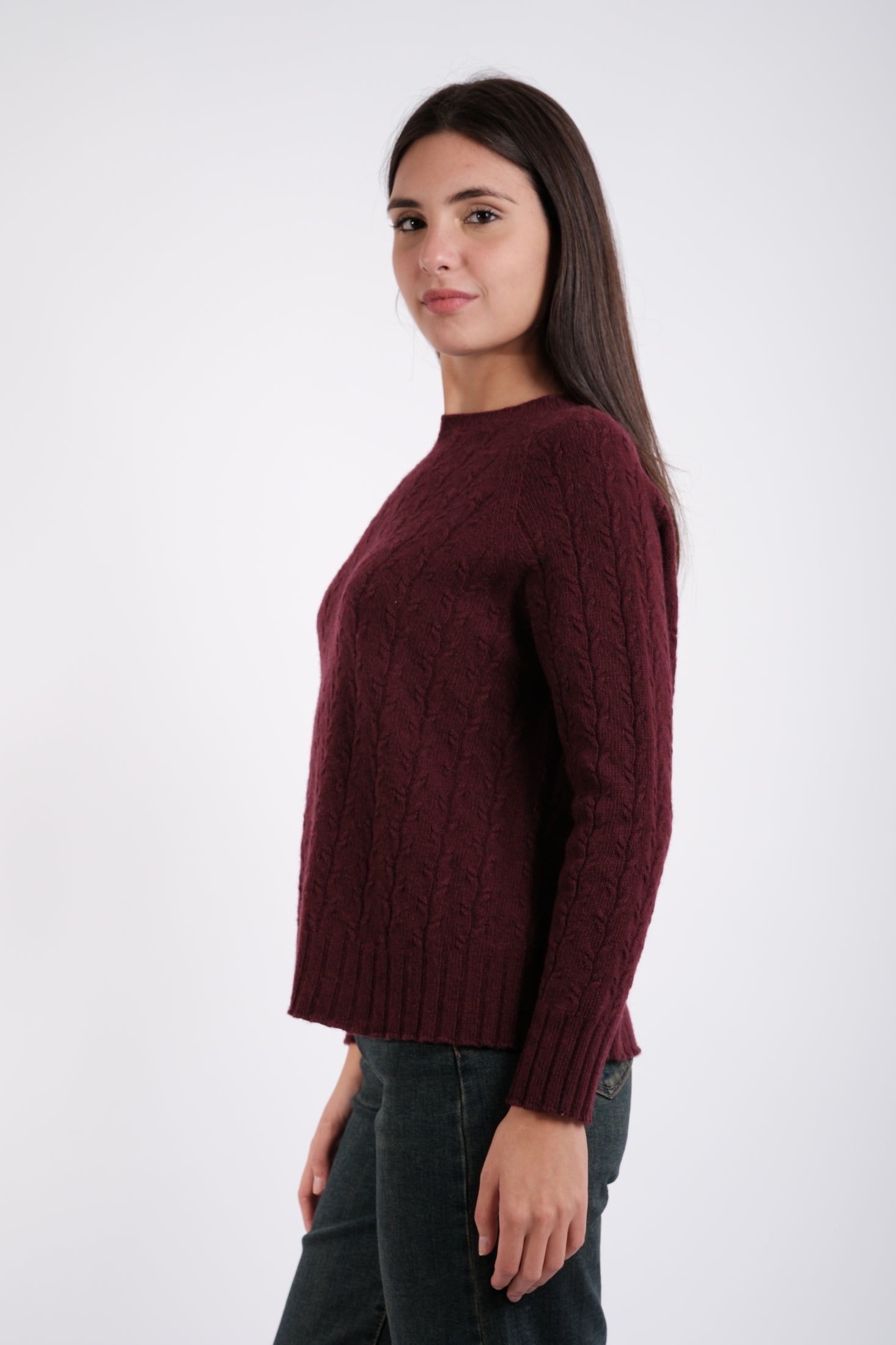 MAGLIA RICAMATA