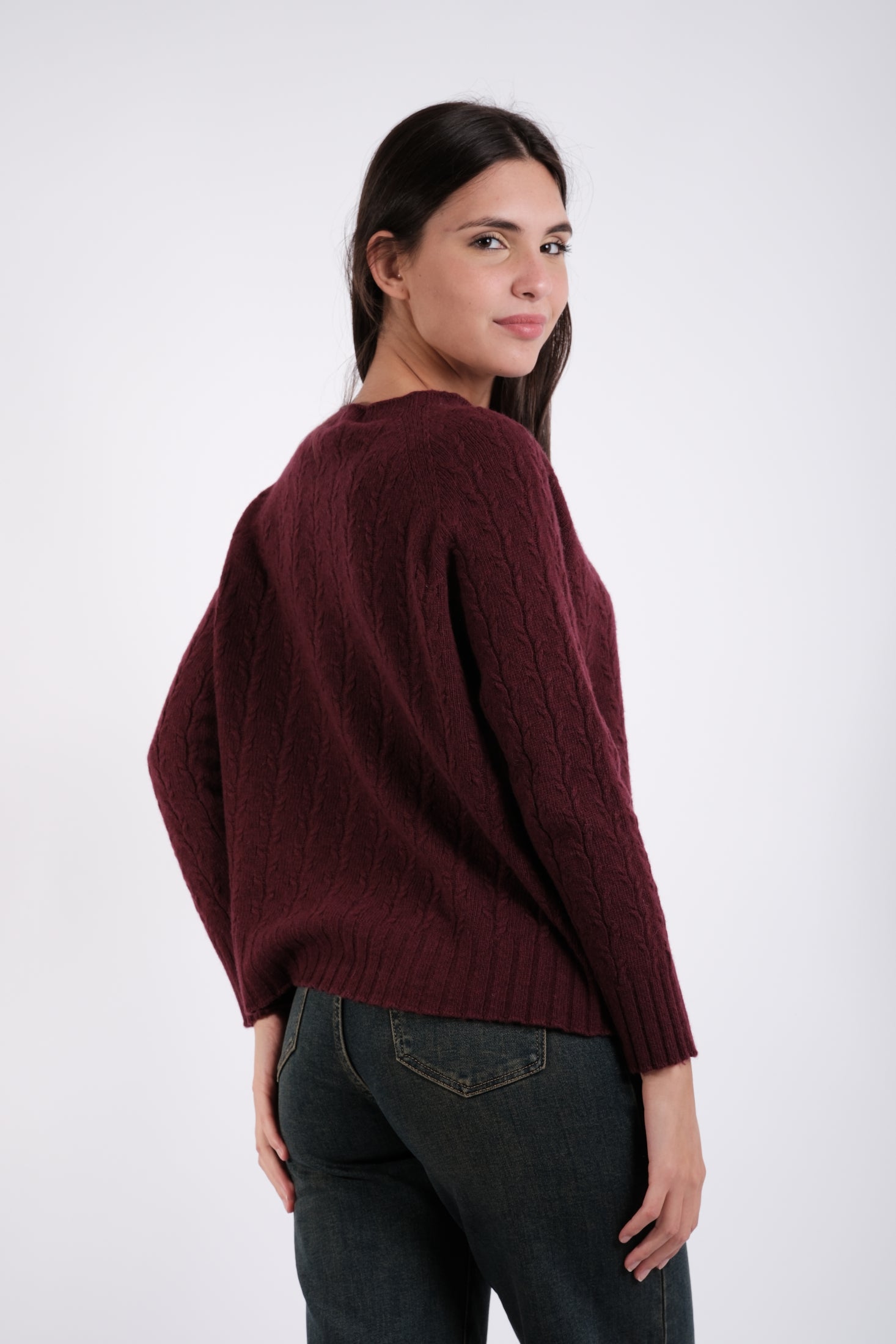 MAGLIA RICAMATA