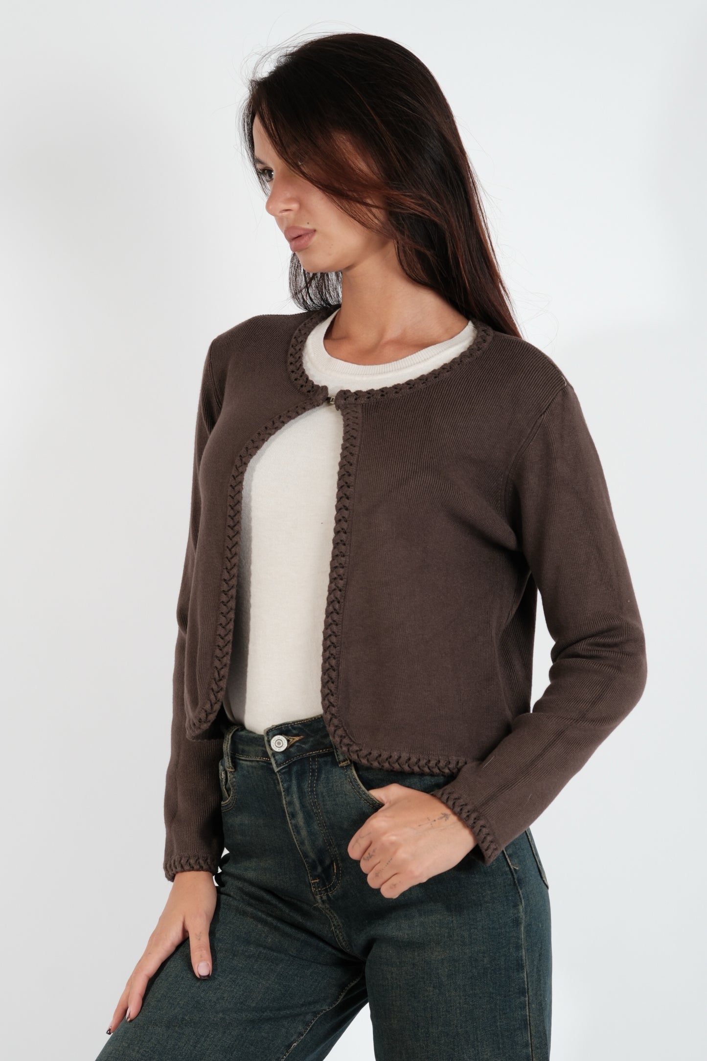 CARDIGAN CORTO CON BORDI TRECCE
