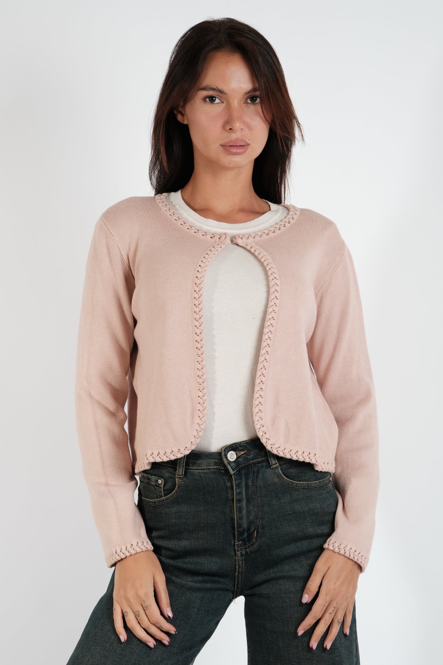 CARDIGAN CORTO CON BORDI TRECCE