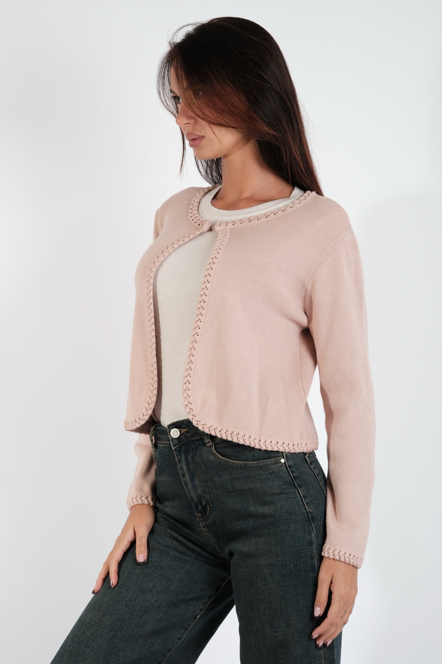 CARDIGAN CORTO CON BORDI TRECCE