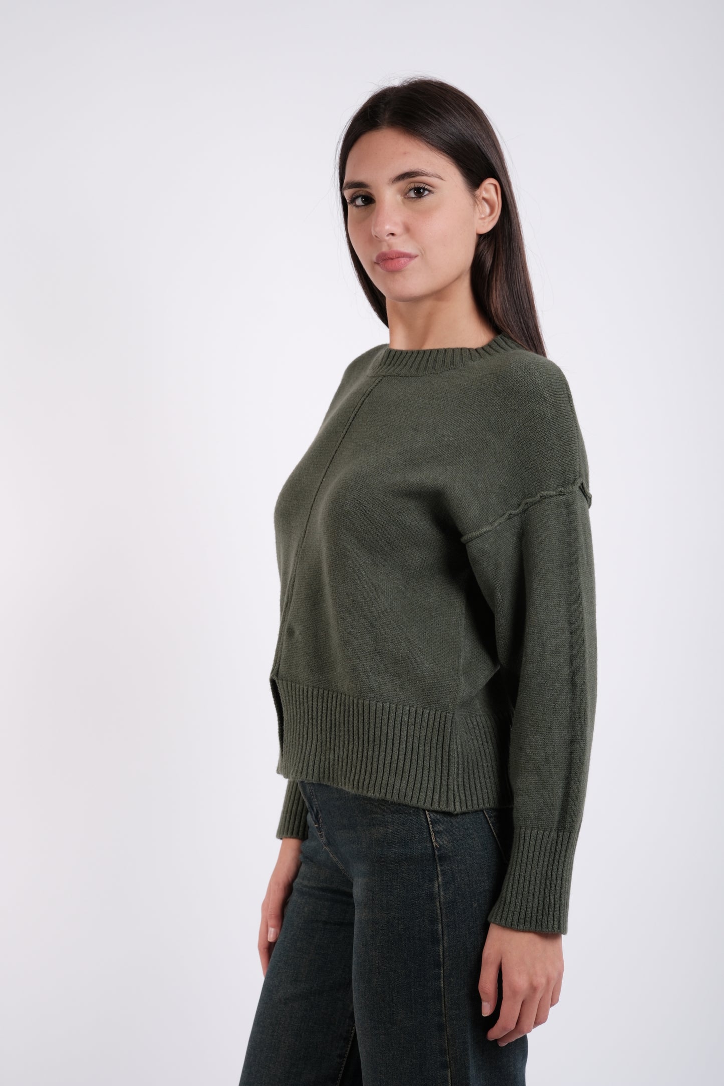 MAGLIA CON SPACCO CENTRALE