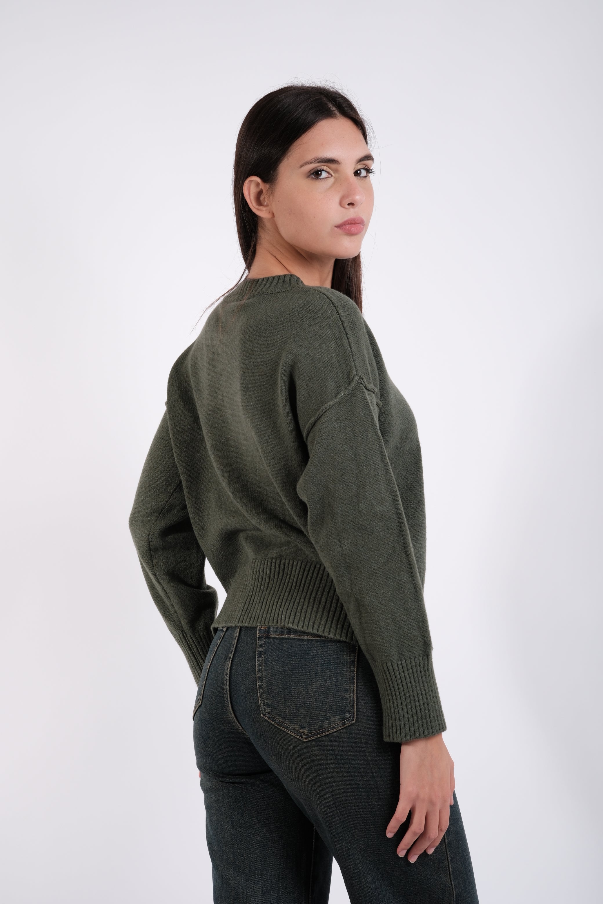 MAGLIA CON SPACCO CENTRALE