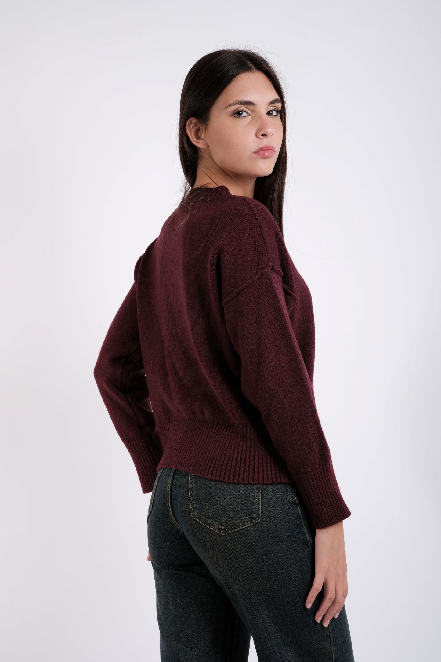 MAGLIA CON SPACCO CENTRALE