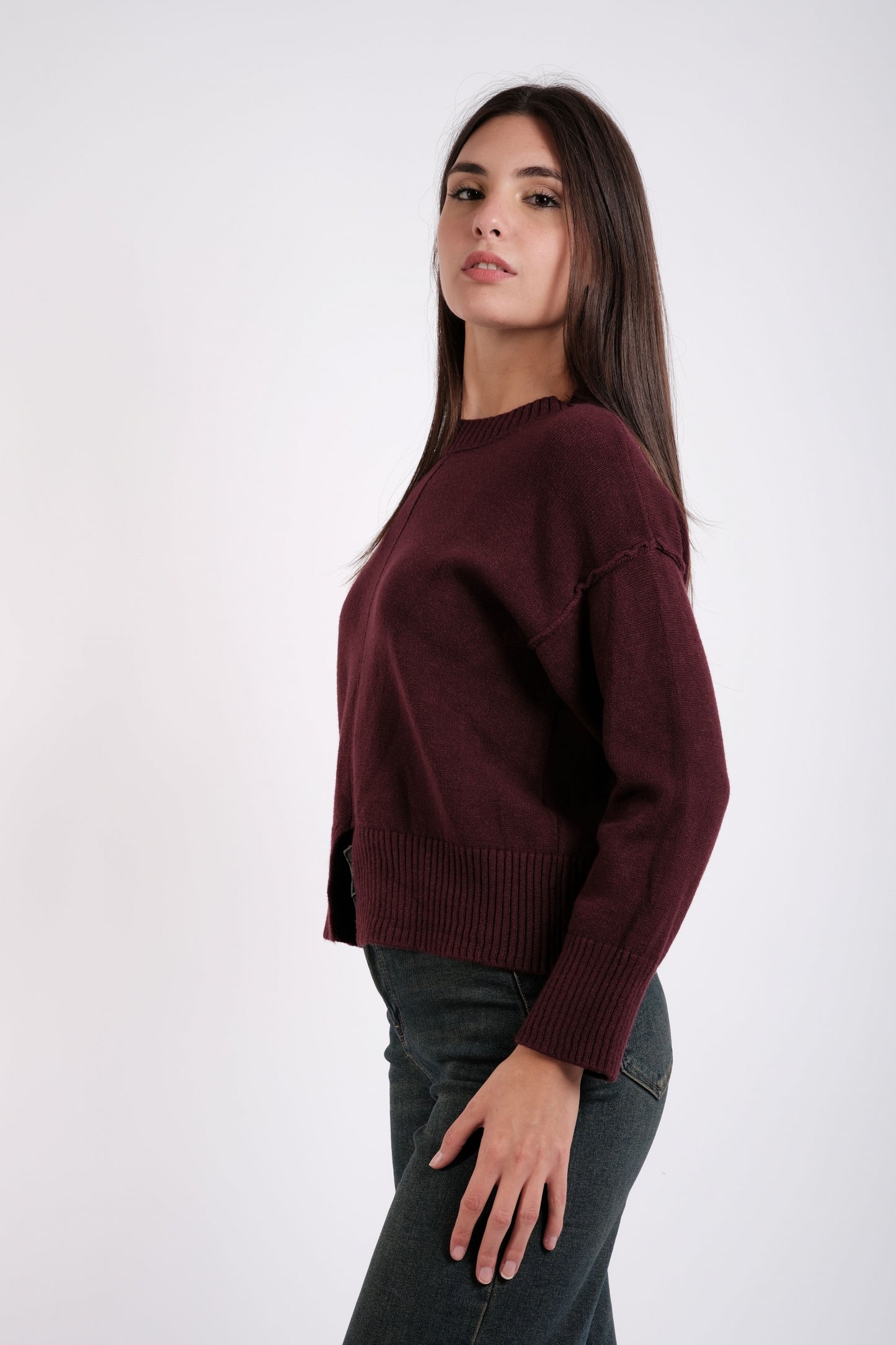 MAGLIA CON SPACCO CENTRALE