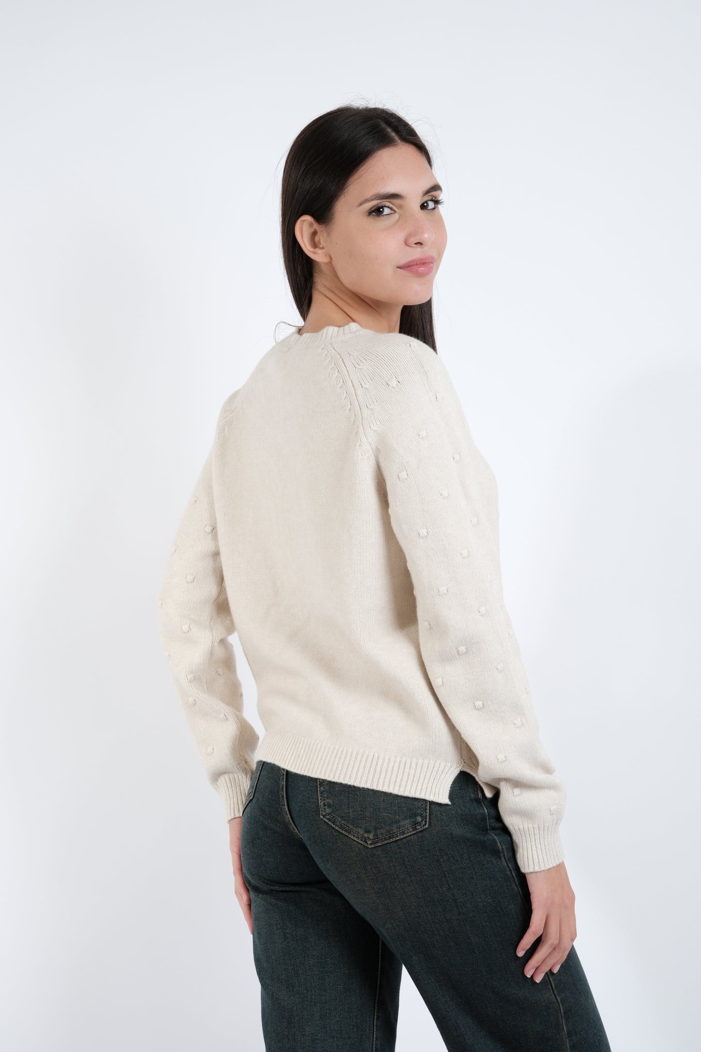 MAGLIA POIS RICAMATI