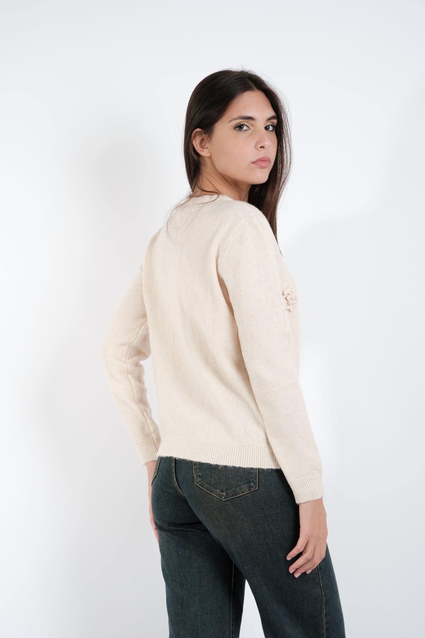 MAGLIA FIORI RICAMATI