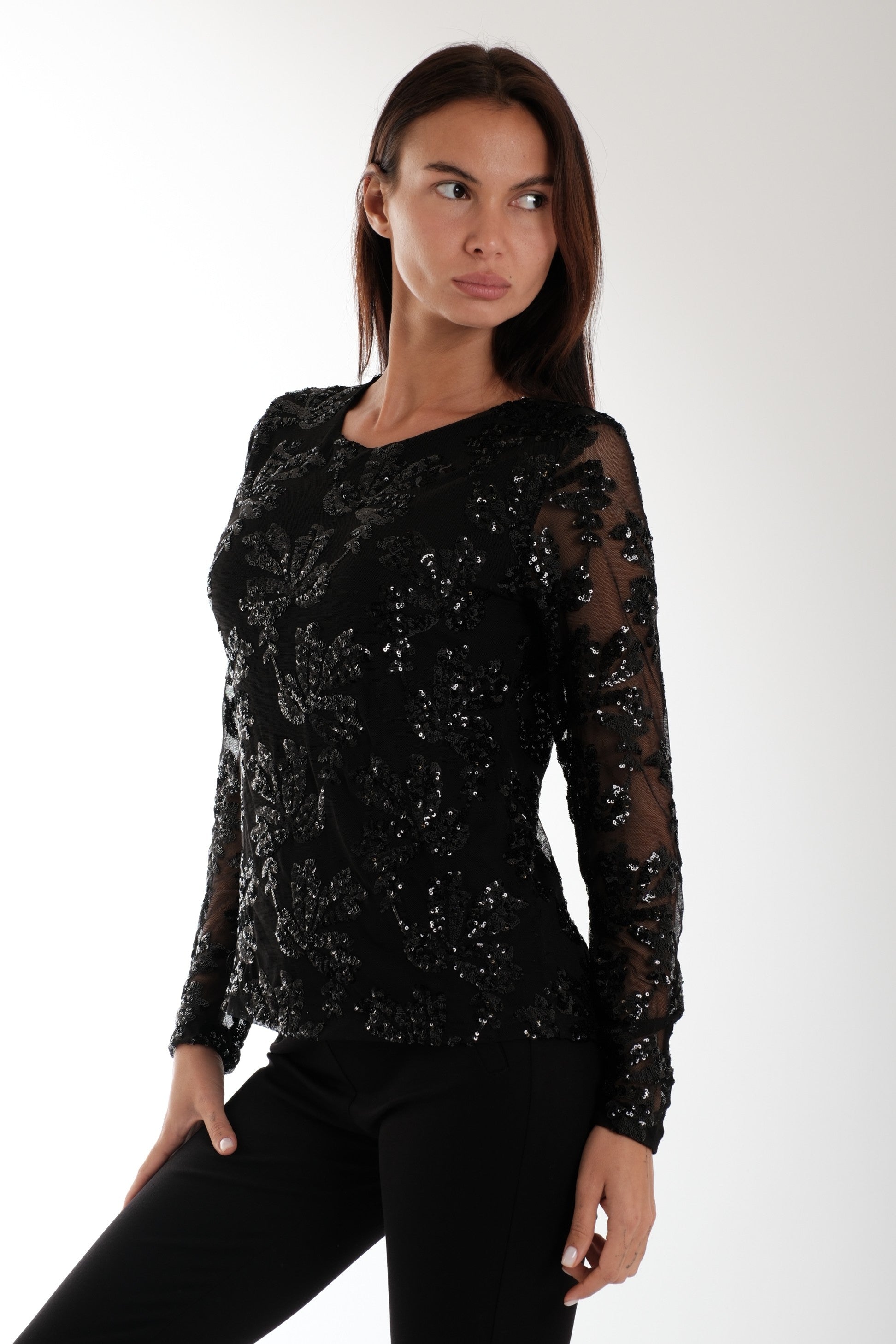 BLUSA VELATA CON PAILLETTES|Colore:Nero